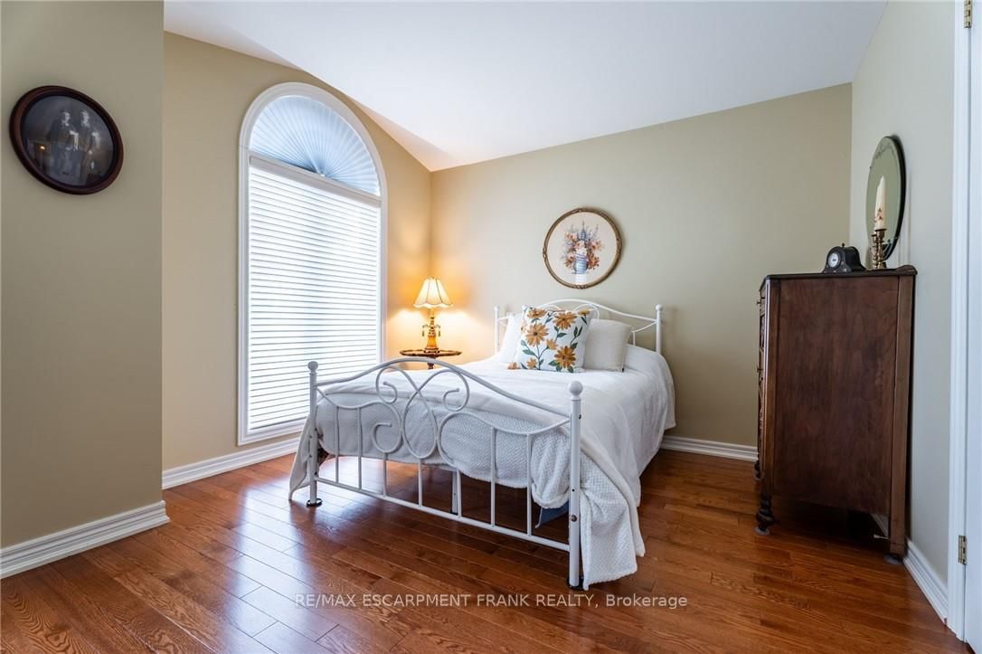 345 Southcote Road - Photo 8