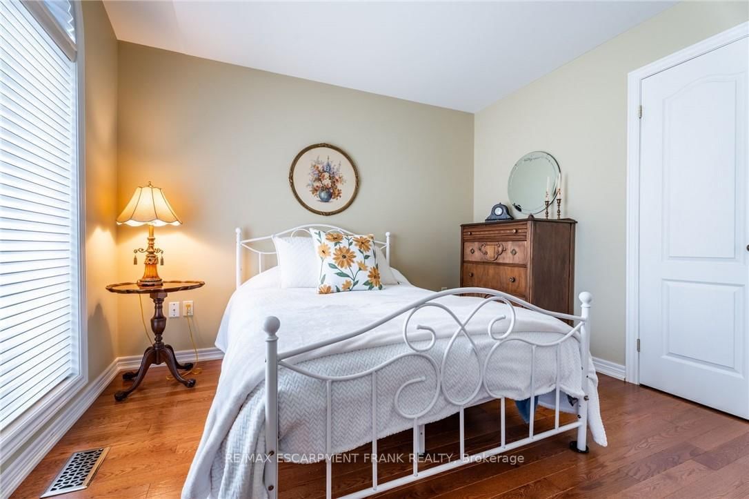 345 Southcote Road - Photo 9