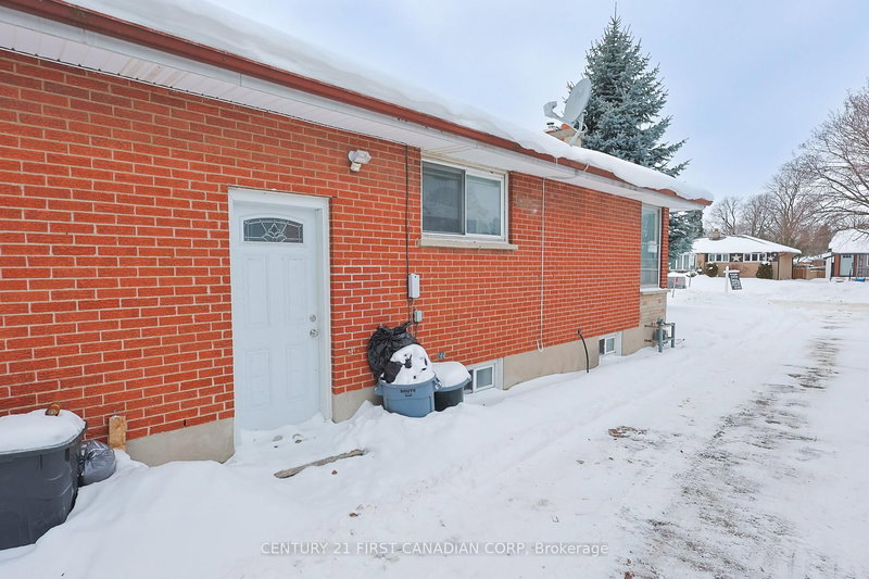 Lower - 65 IRVING Pl, London East, N5V 2H6 | Image 3