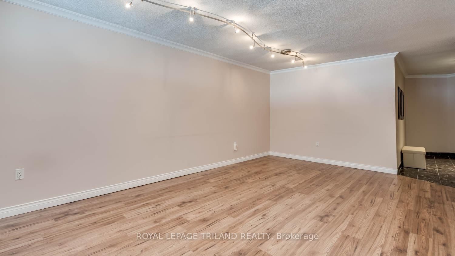 695 Richmond Street, Unit 904 - Photo 13