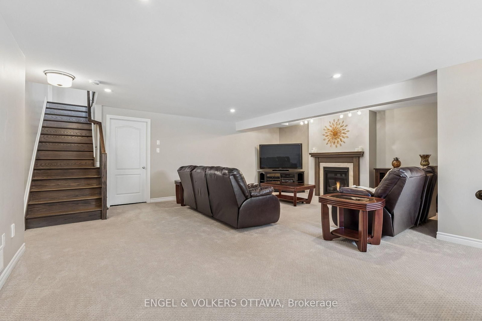 865 Tewin Circle - Photo 31