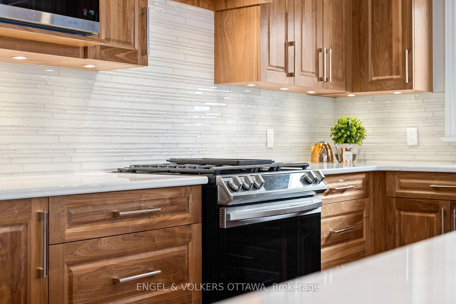 865 Tewin Circle - Photo 9