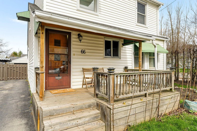 66 East 32nd St, Hamilton, L8V 3R9 | Image 2