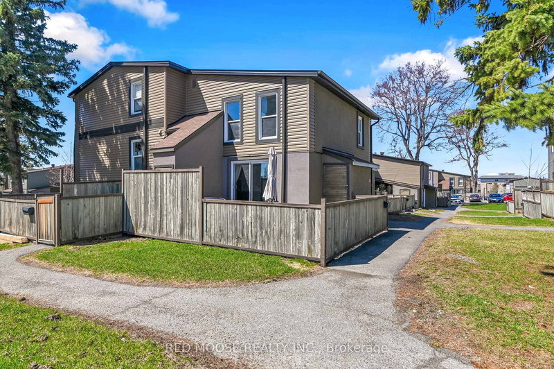 18 - 1250 Mcwatters Rd, Ottawa, K2C 3P5 | Image 3