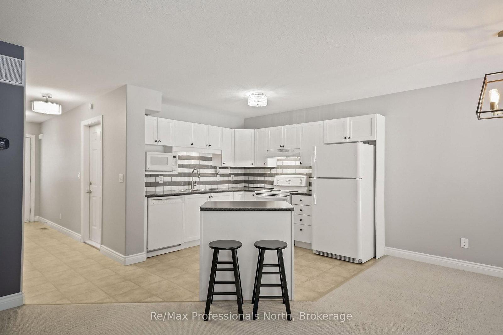 151 Pine Street - Photo 16