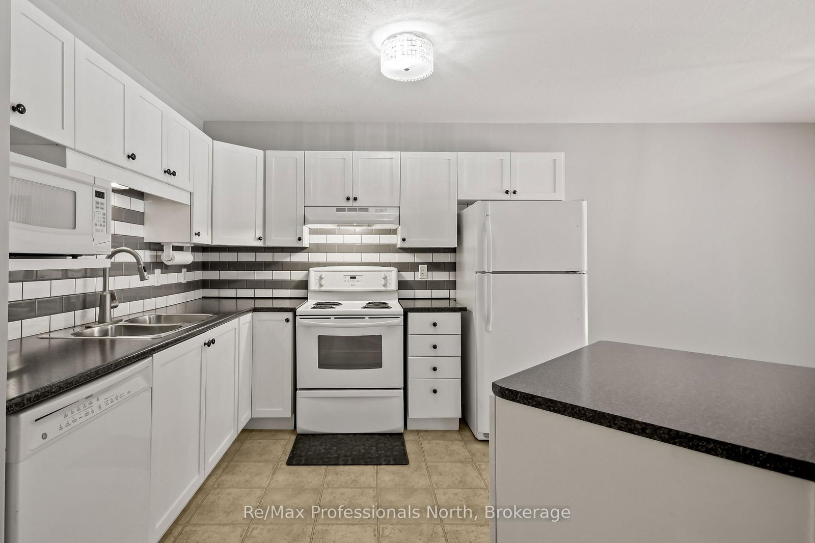 151 Pine Street - Photo 17