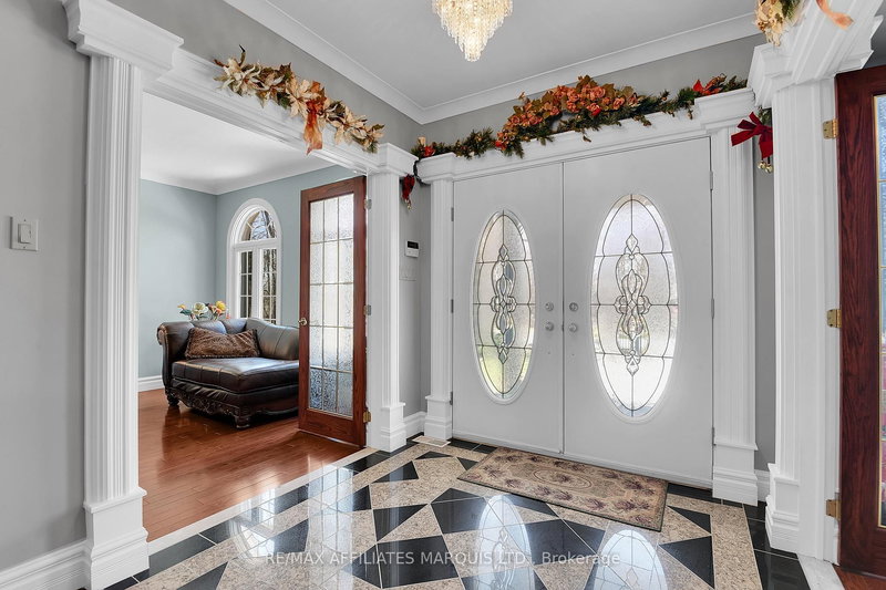 16935 Beaver Dam Dr, South Stormont, K0C 1P0 | Image 3