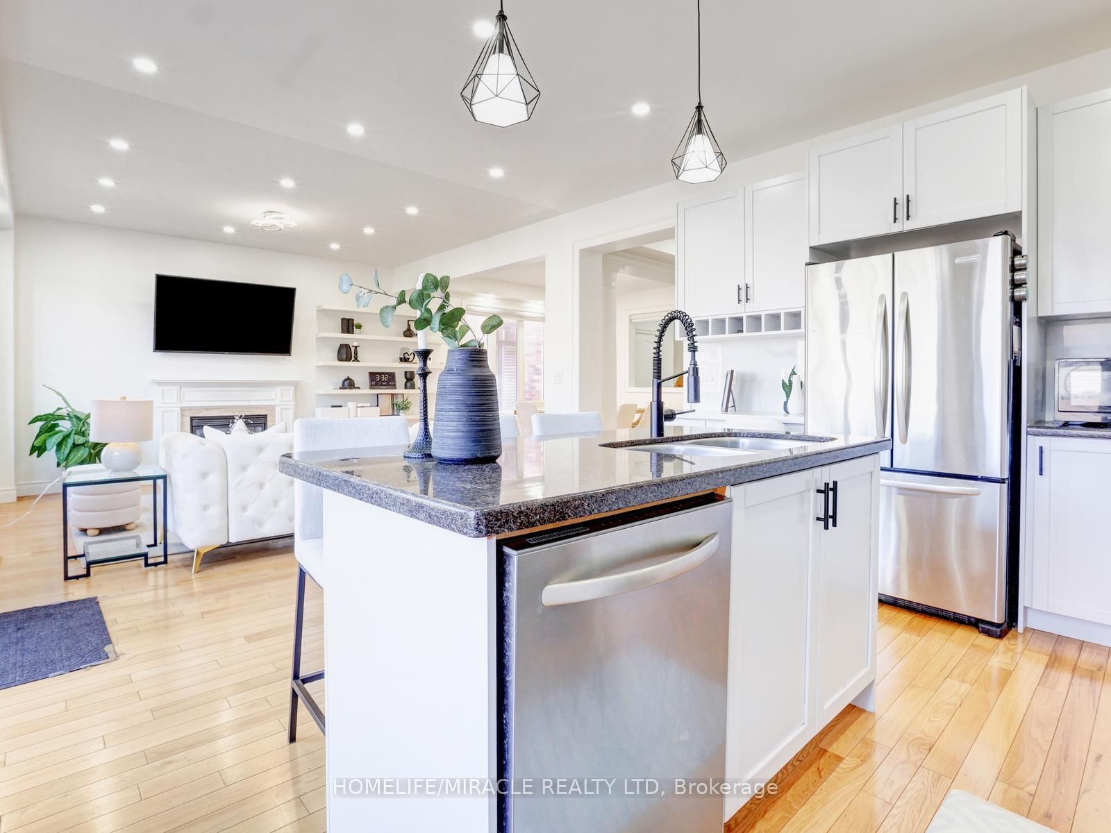 584 Pinery Trail - Photo 14