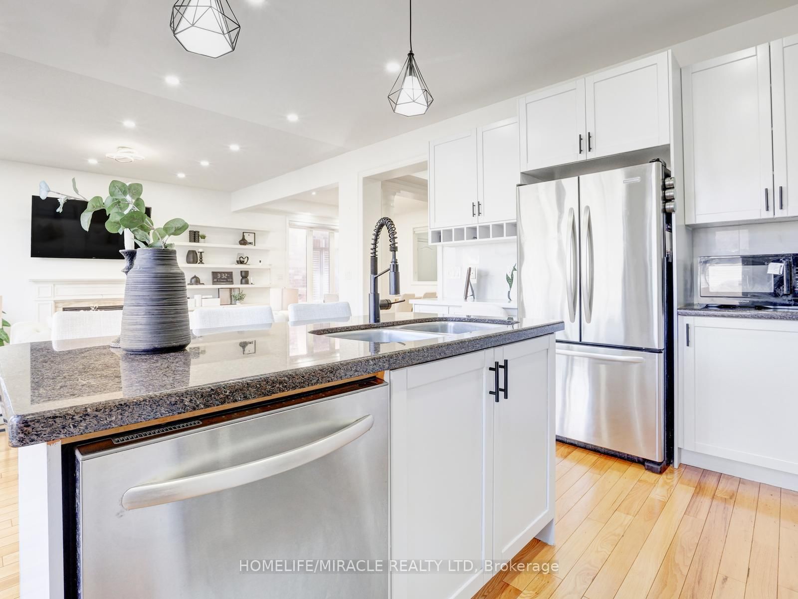 584 Pinery Trail - Photo 17