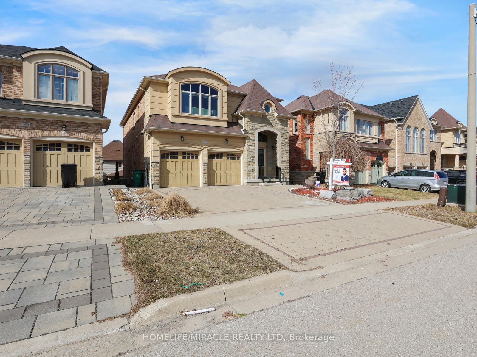 584 Pinery Trail - Photo 2