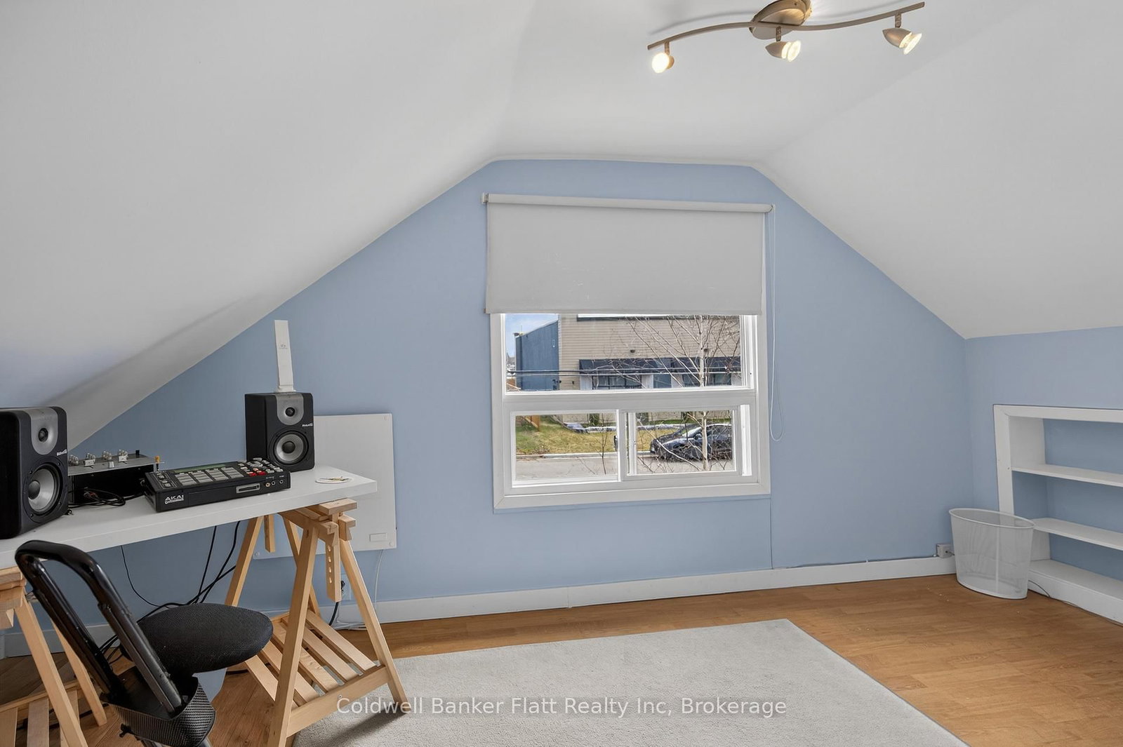 21 Rose Avenue - Photo 24