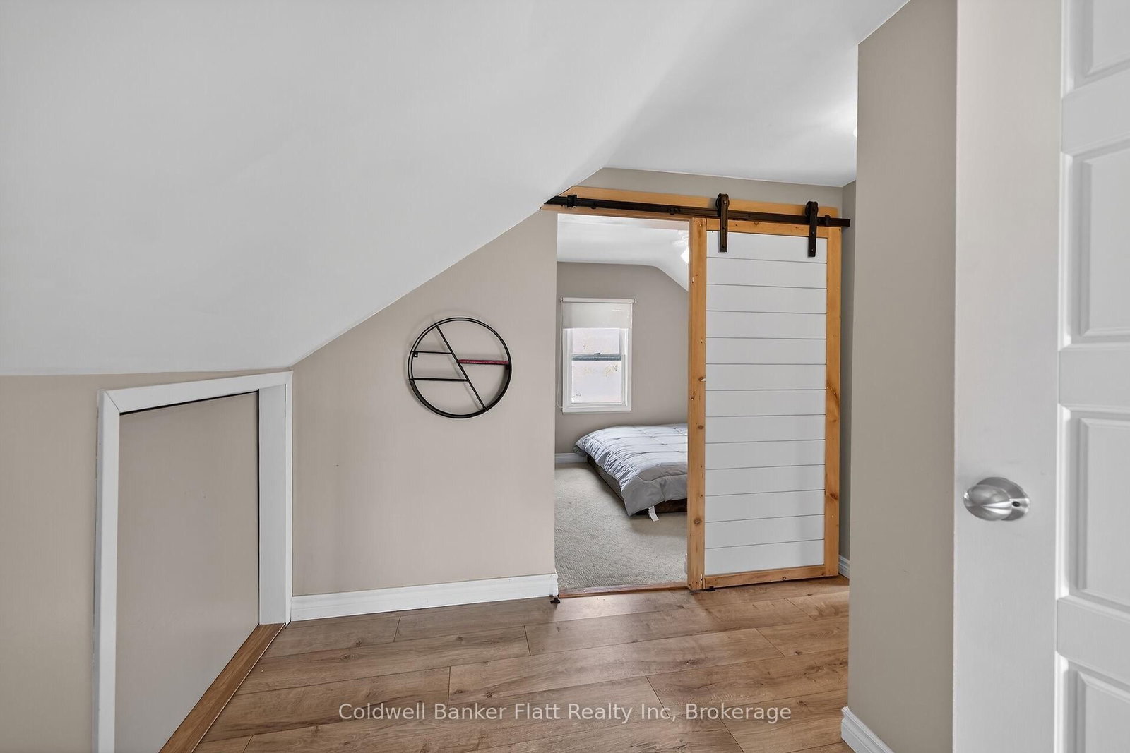 21 Rose Avenue - Photo 7