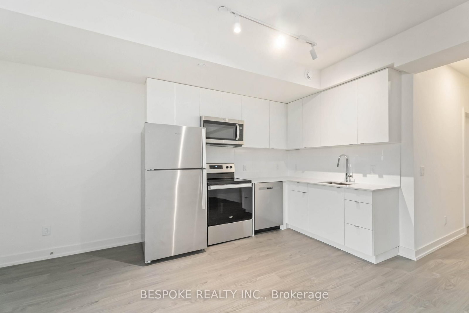 16 Melbourne Avenue, Unit 106C - Photo 10