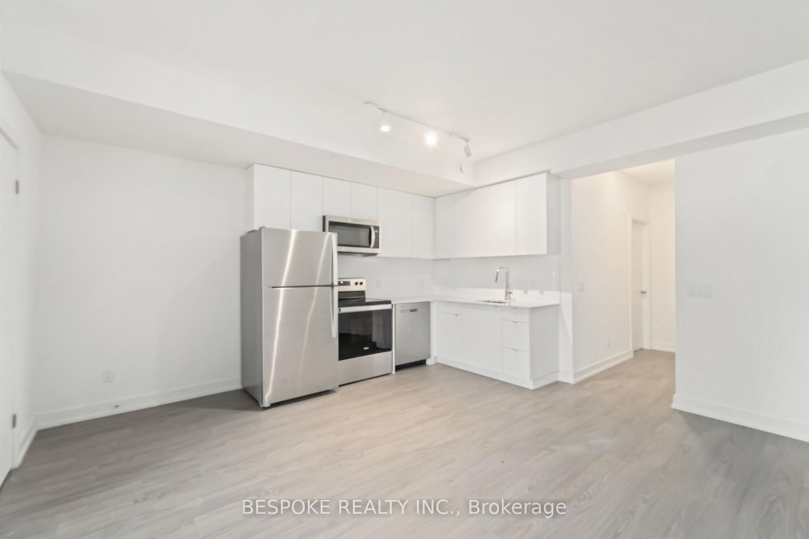 16 Melbourne Avenue, Unit 106C - Photo 12
