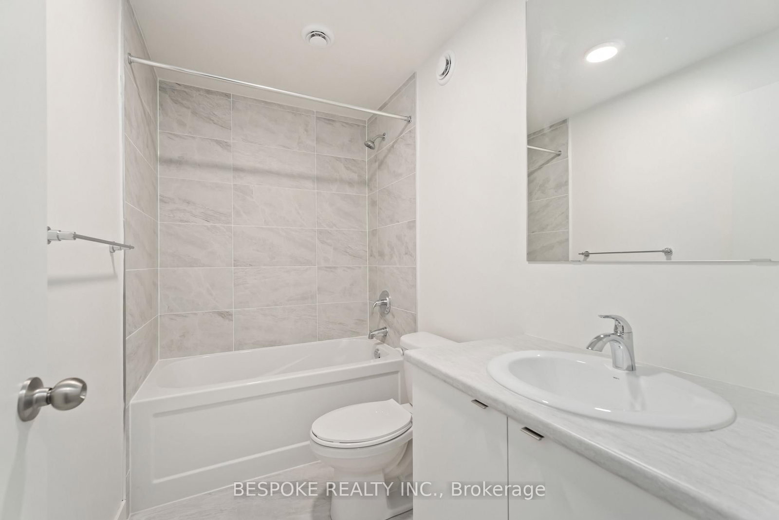 16 Melbourne Avenue, Unit 106C - Photo 18