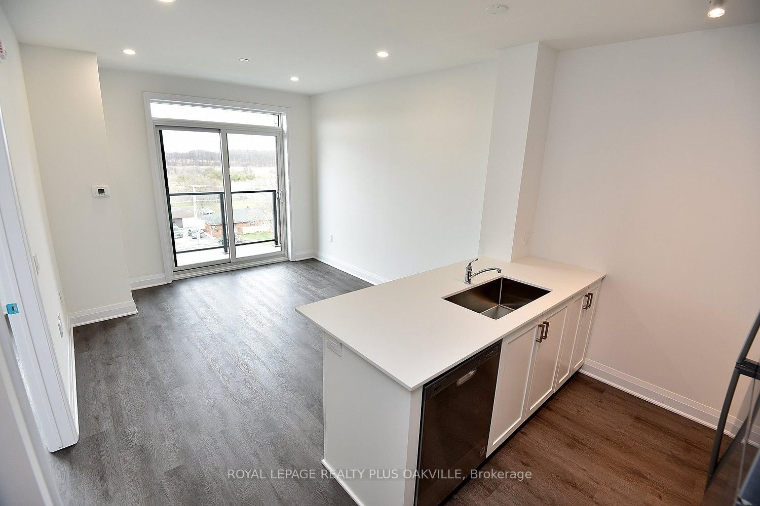 1936 Rymal Road E, Unit 510 - Photo 17