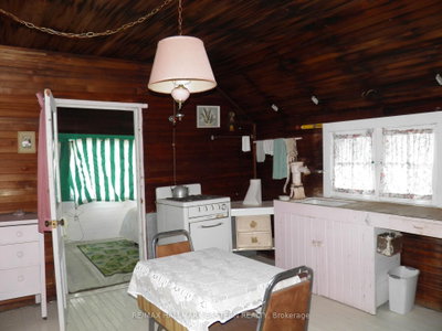 1420 Island 76 Stoney Lake • North Kawartha, ON photo 9
