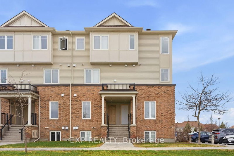 Unit 32 — 2621 Longfields Drive, Ottawa