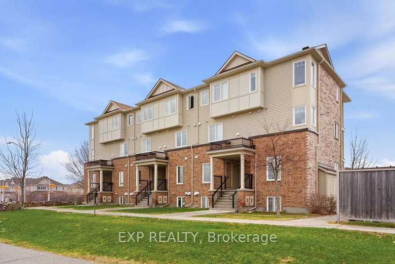 32 - 2621 Longfields Dr, Ottawa, K2J 2L7 | Image 2