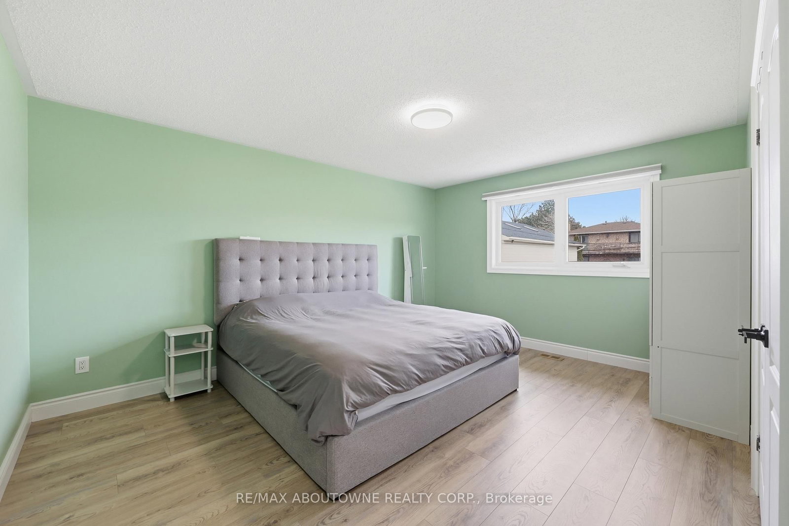 58 Kilbourn Avenue - Photo 25