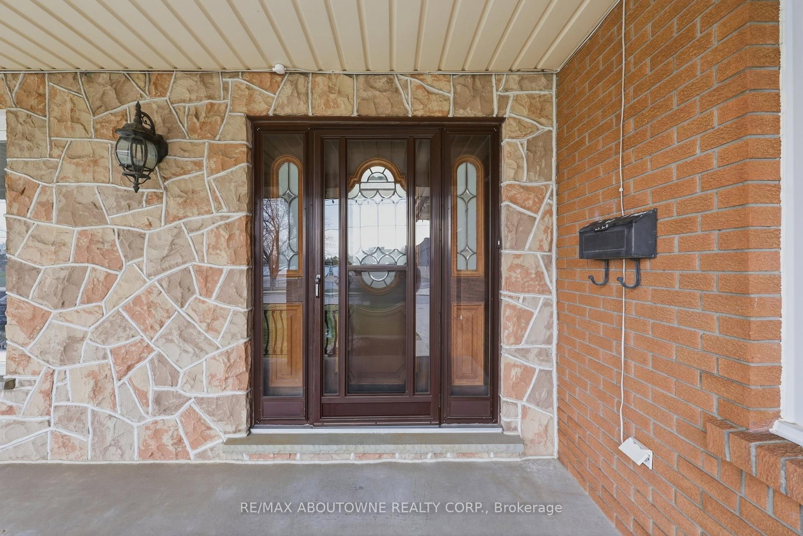 58 Kilbourn Avenue - Photo 9