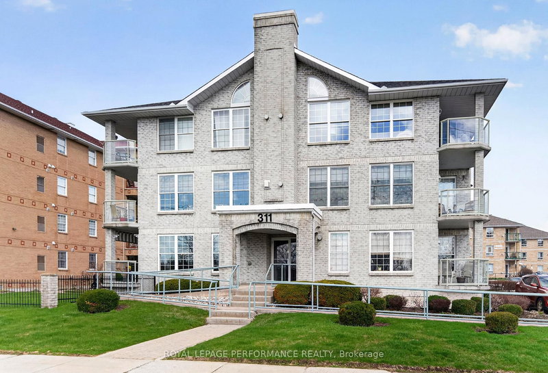 102 - 311 Water St W, Cornwall, K6J 1A5 | Image 2