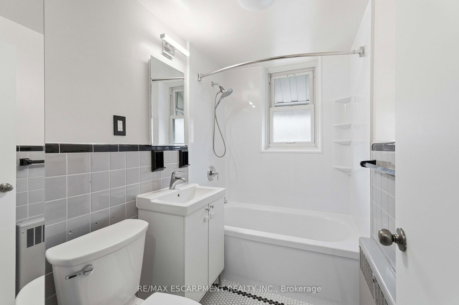 231 MacNab Street S • #23 • Hamilton, ON photo 11