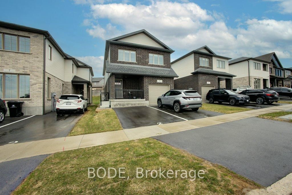 11 Rockcliffe Drive, Unit 2 - Photo 2