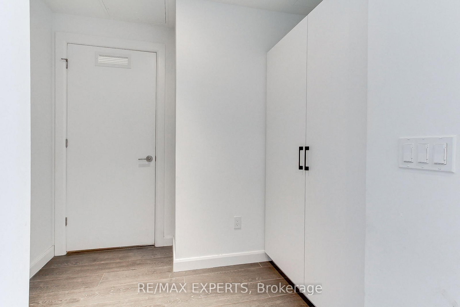 741 King Street, Unit 103 - Photo 10