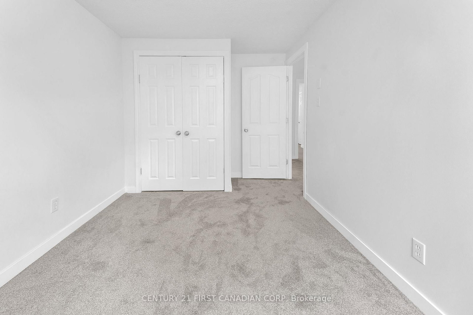 166 Southdale Road, Unit 79 - Photo 15