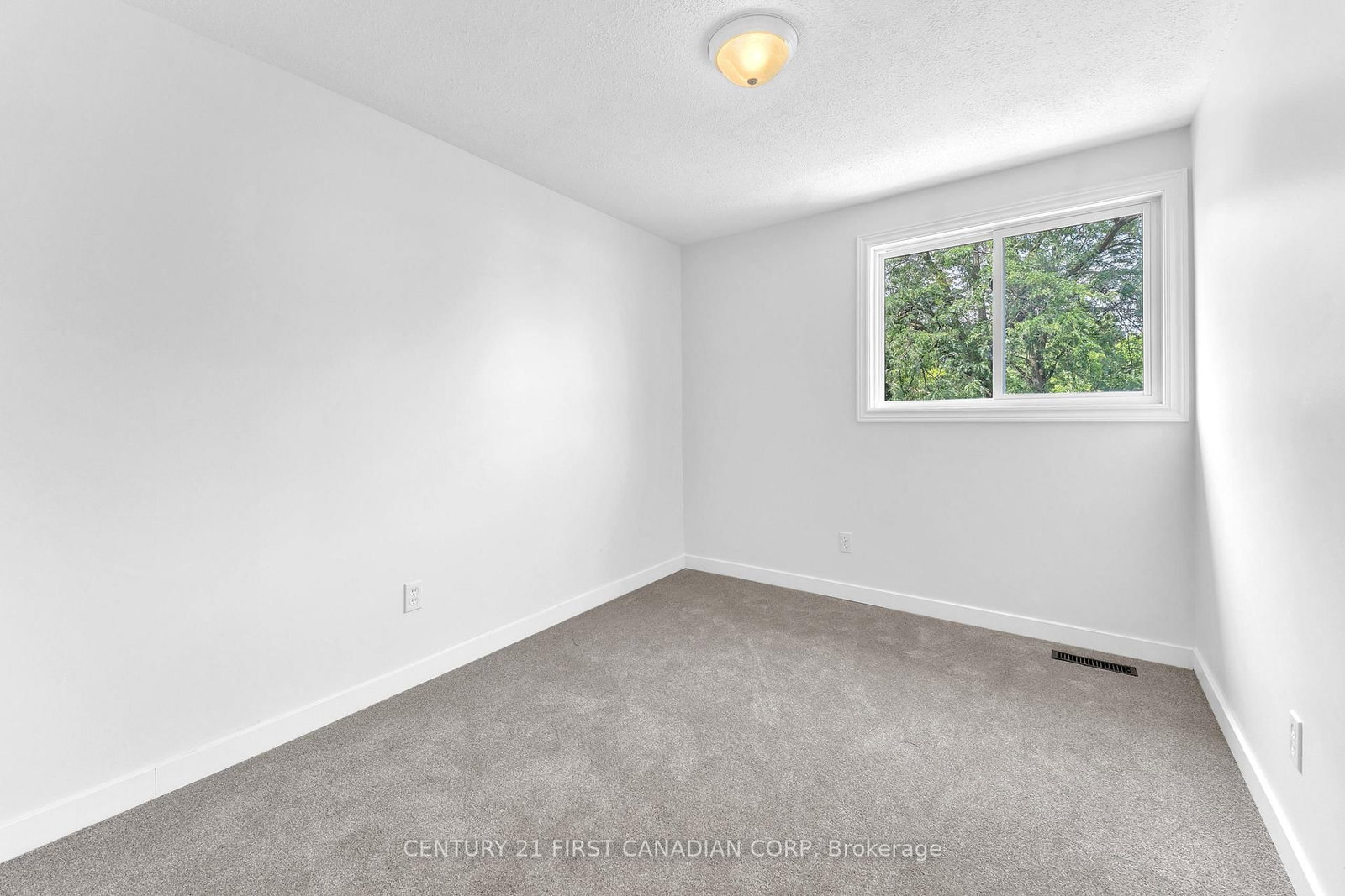166 Southdale Road, Unit 79 - Photo 16