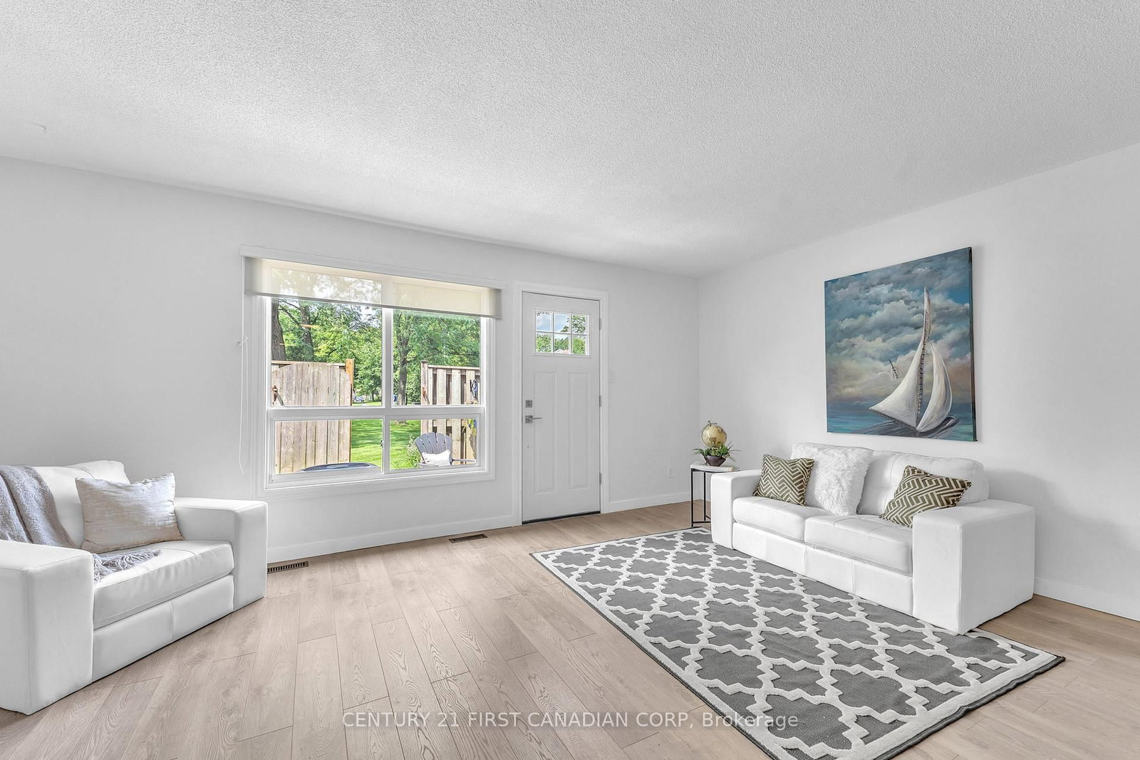 166 Southdale Road, Unit 79 - Photo 4