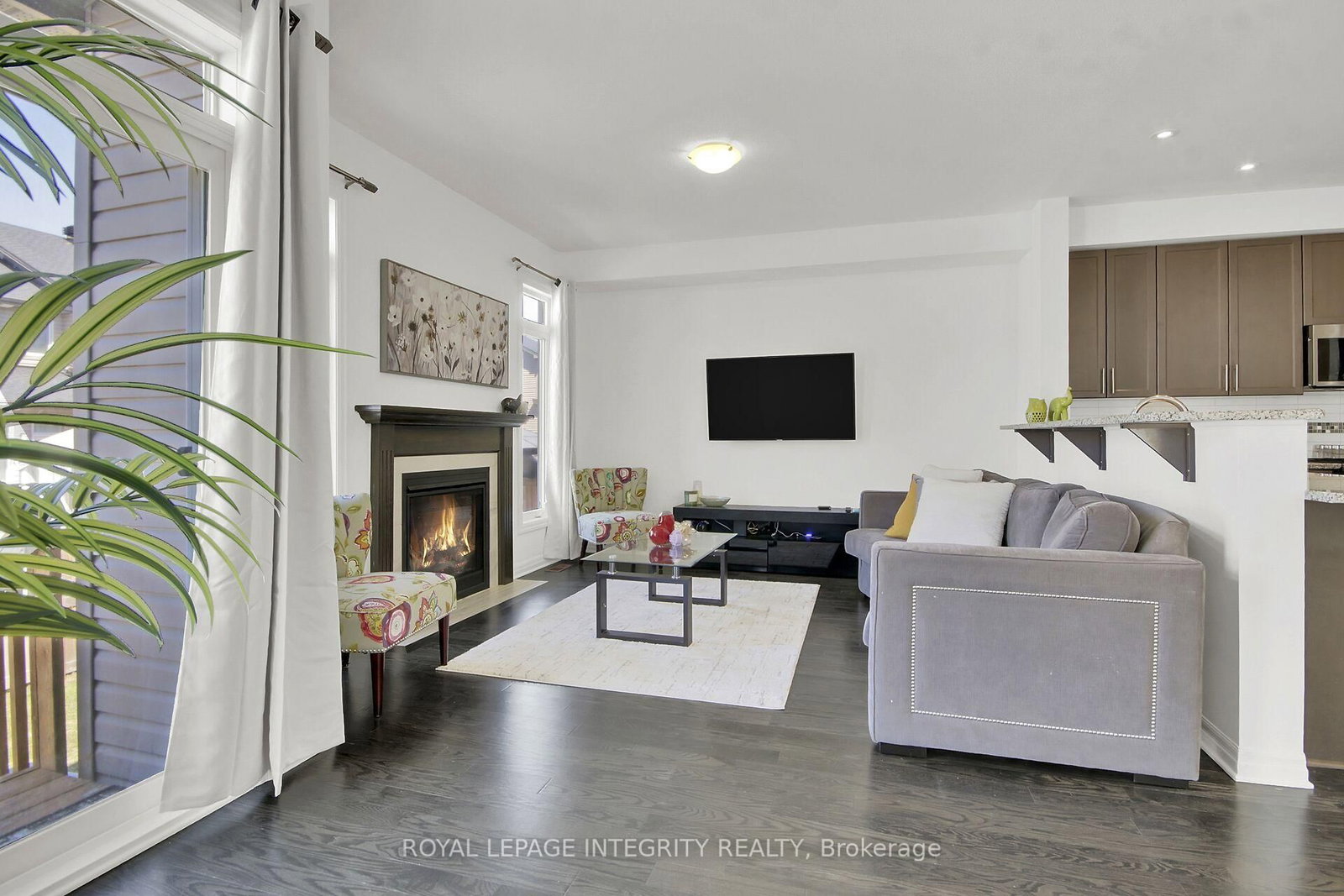 310 Broadridge Crescent - Photo 10