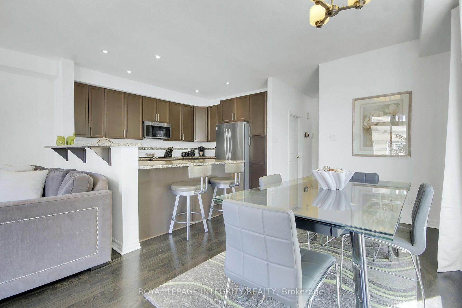 310 Broadridge Crescent - Photo 15