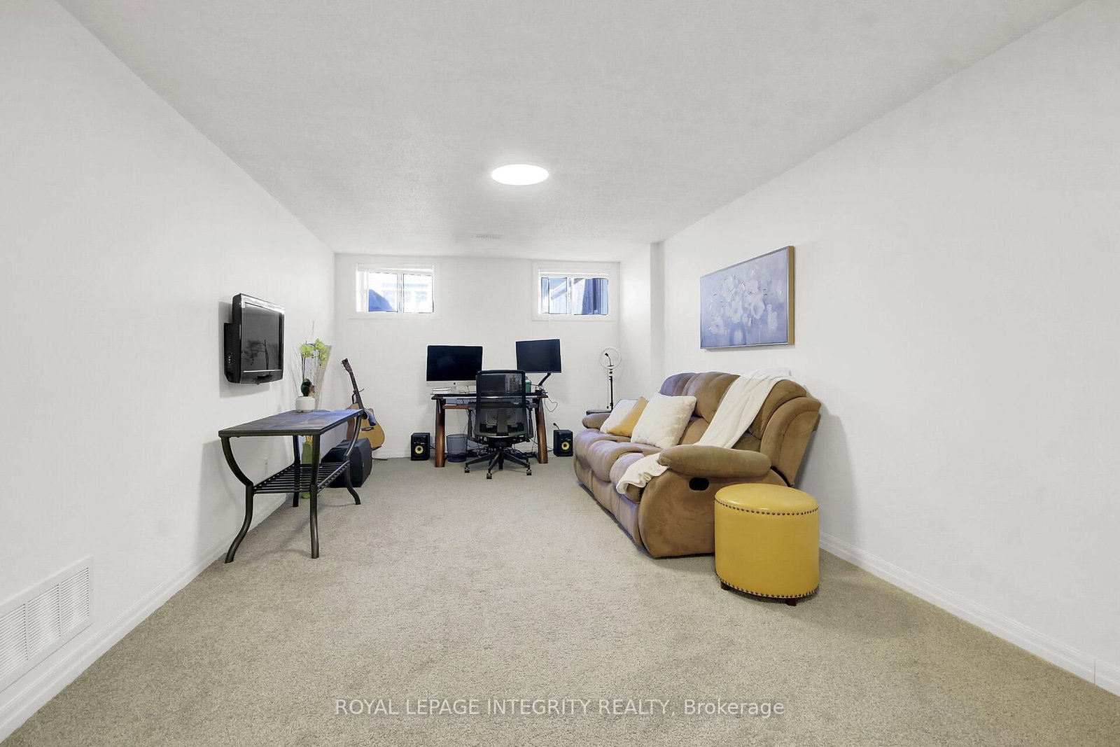 310 Broadridge Crescent - Photo 36