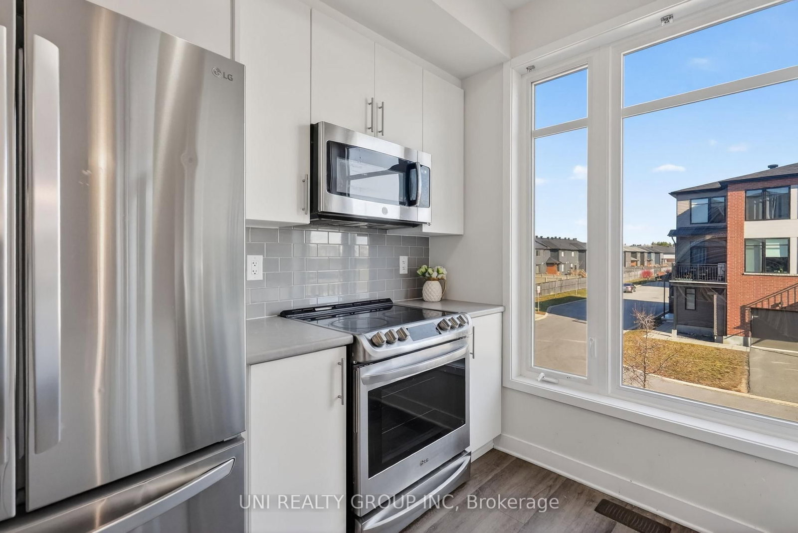 184 Visor Private - Photo 11