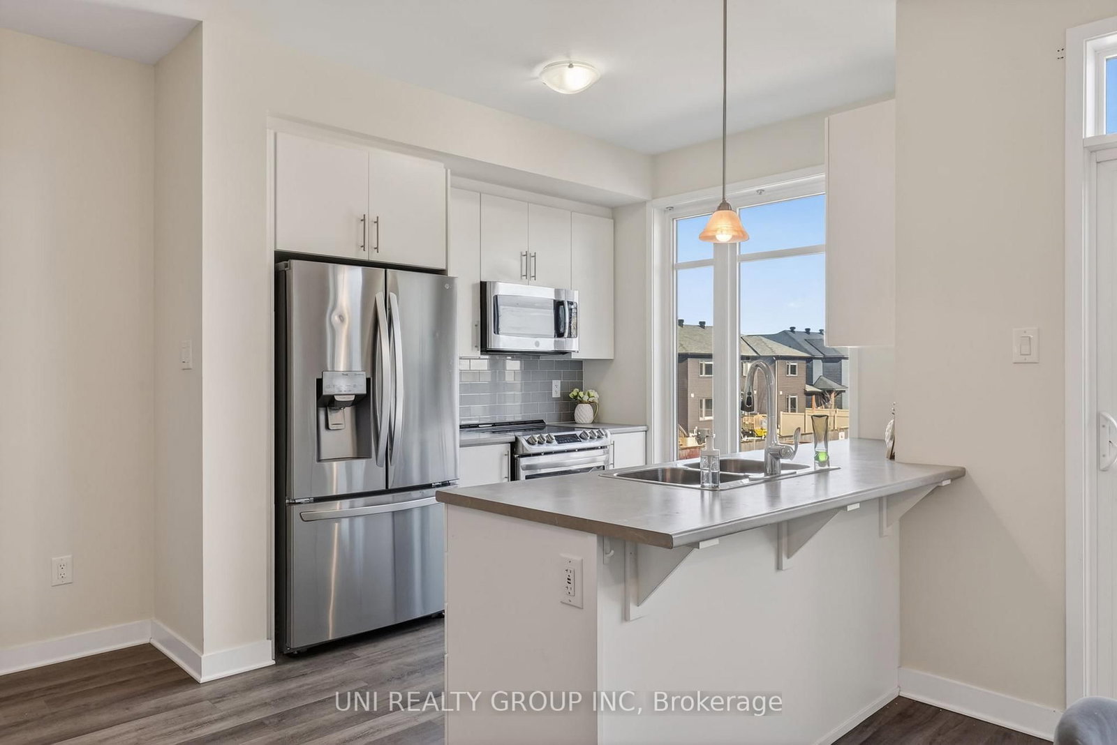 184 Visor Private - Photo 9