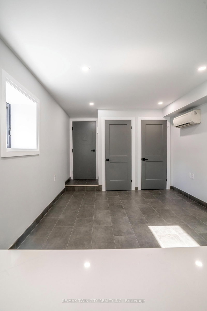 2 - 130 Elgin St, Brantford, N3S 5A5 | Image 3