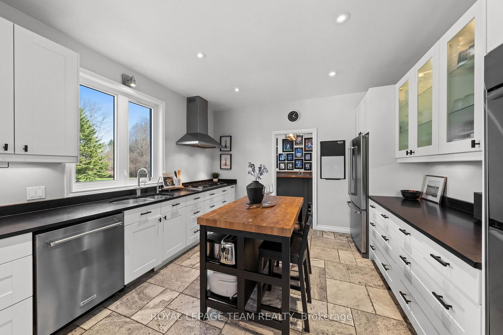 1342 Revell Drive - Photo 18