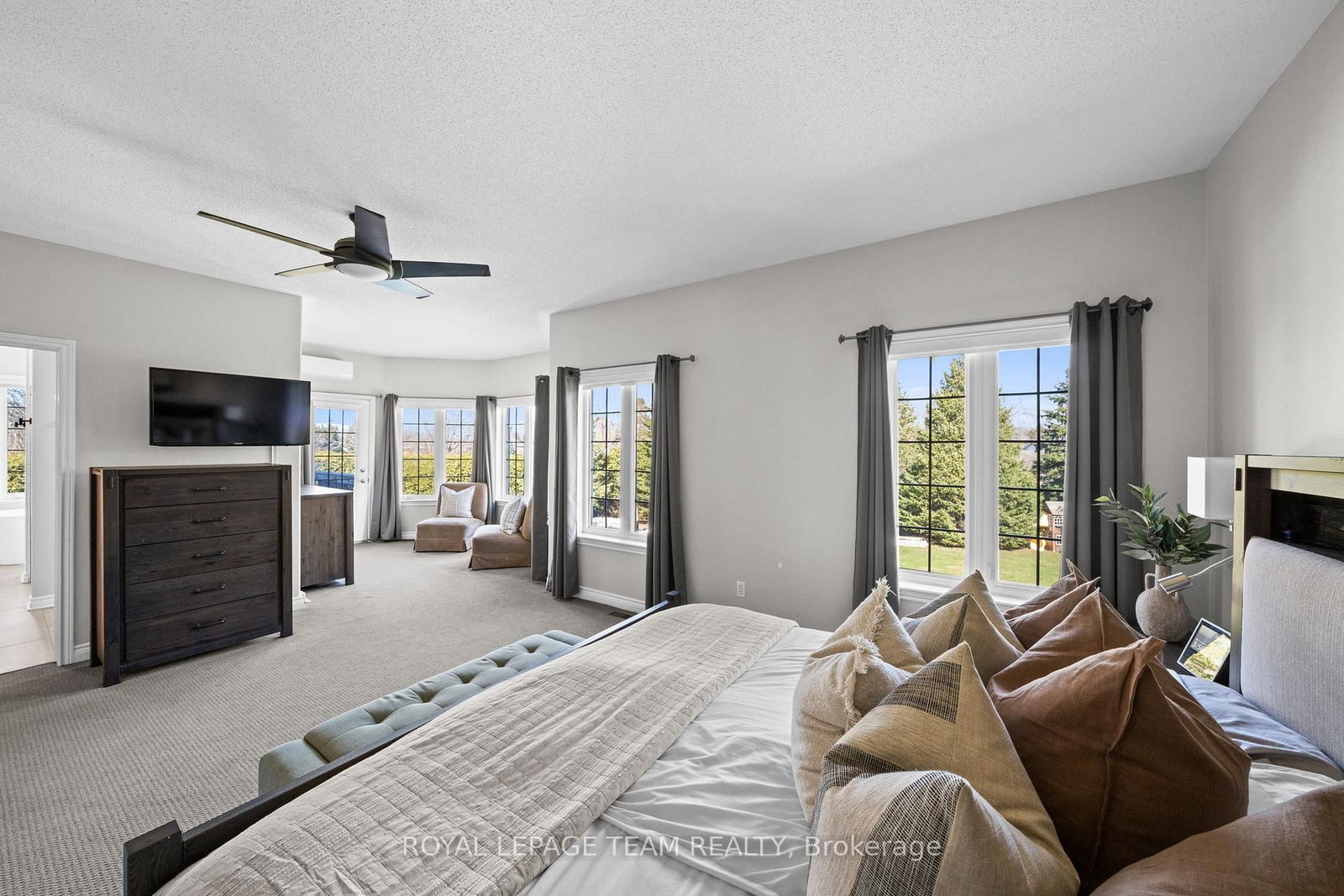 1342 Revell Drive - Photo 29