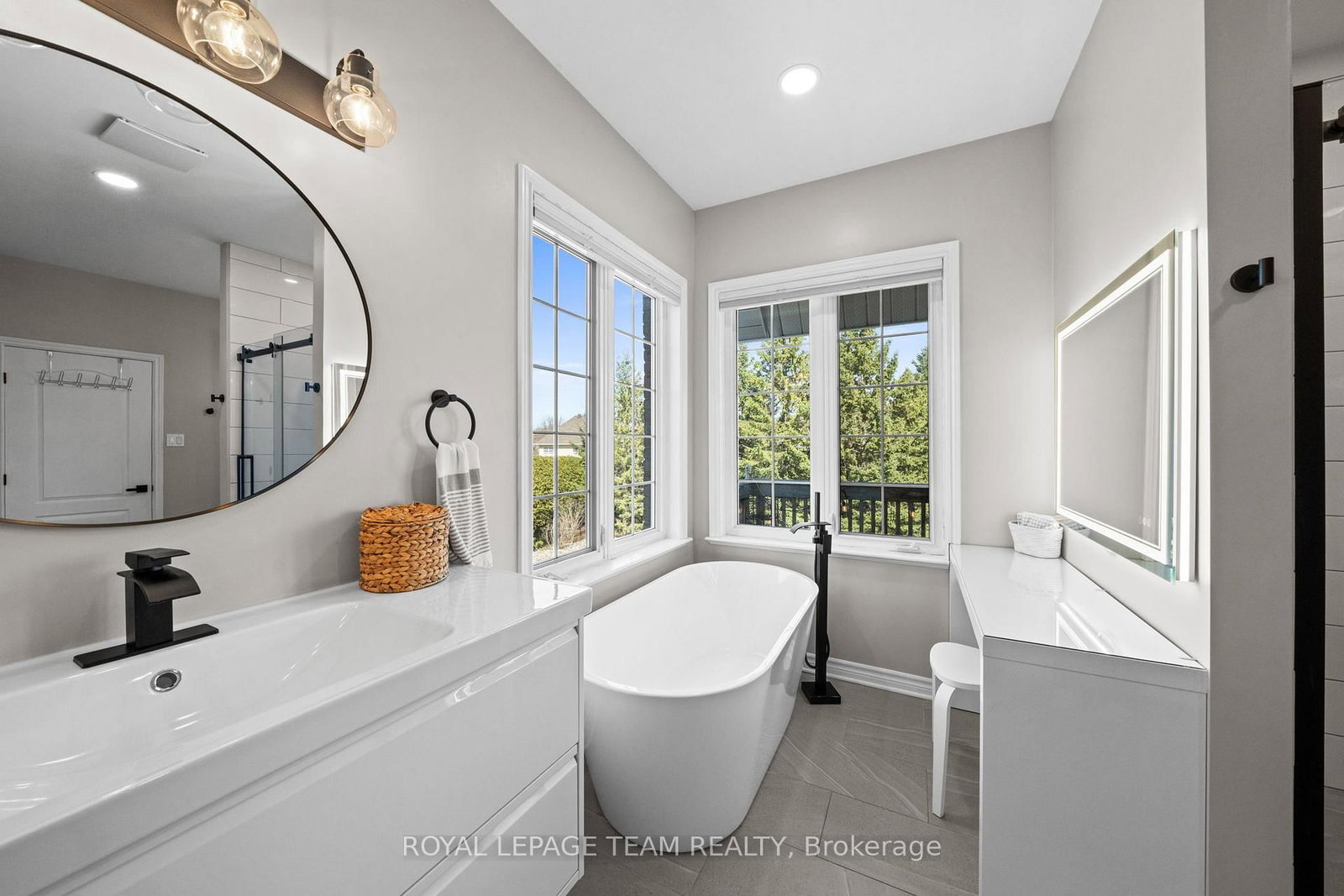 1342 Revell Drive - Photo 33