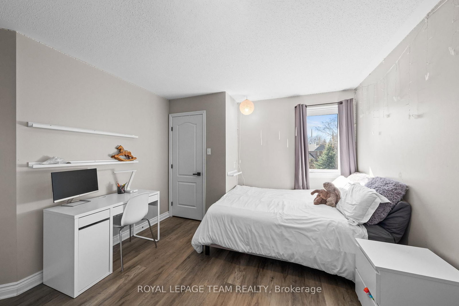 1342 Revell Drive - Photo 36