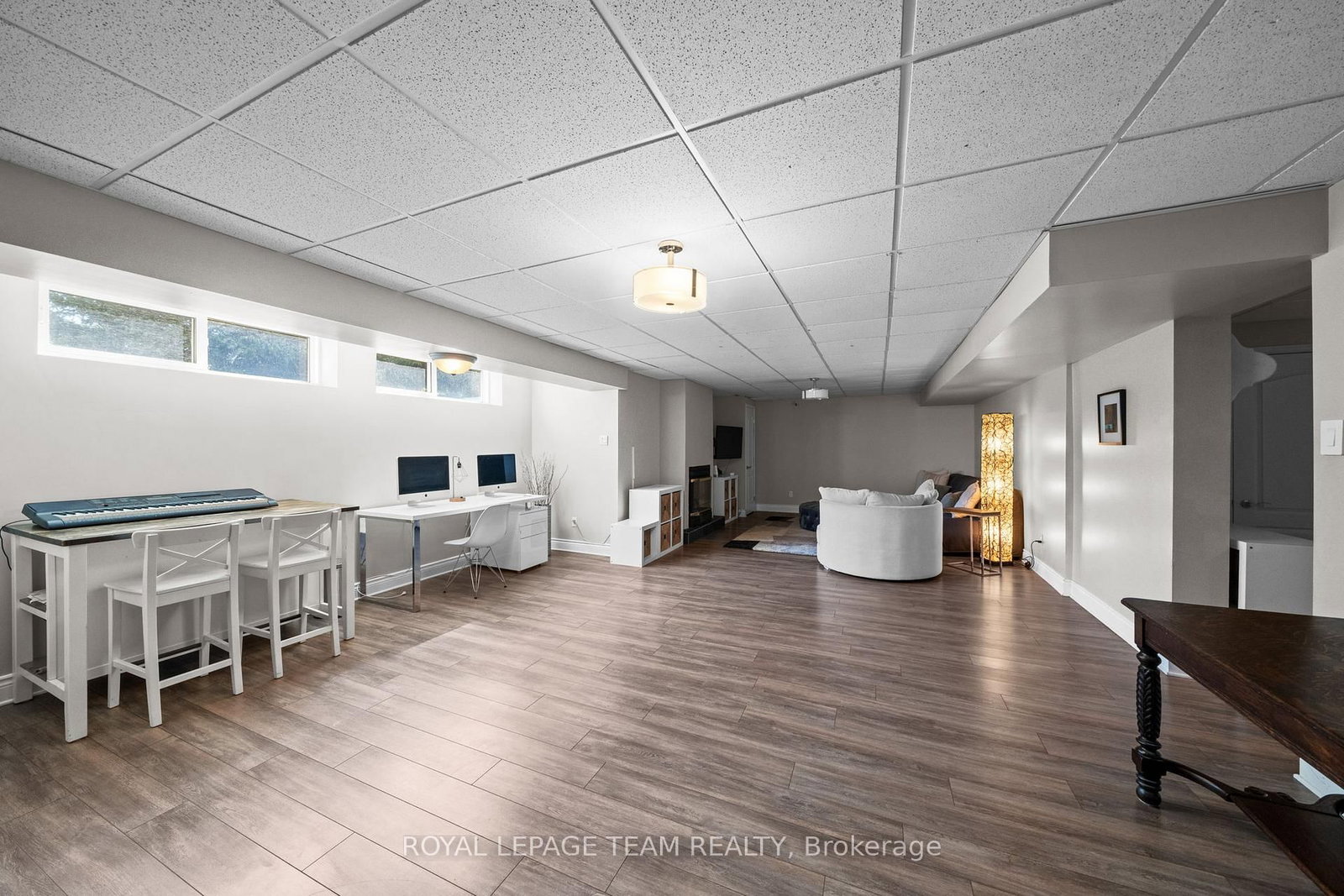 1342 Revell Drive - Photo 40