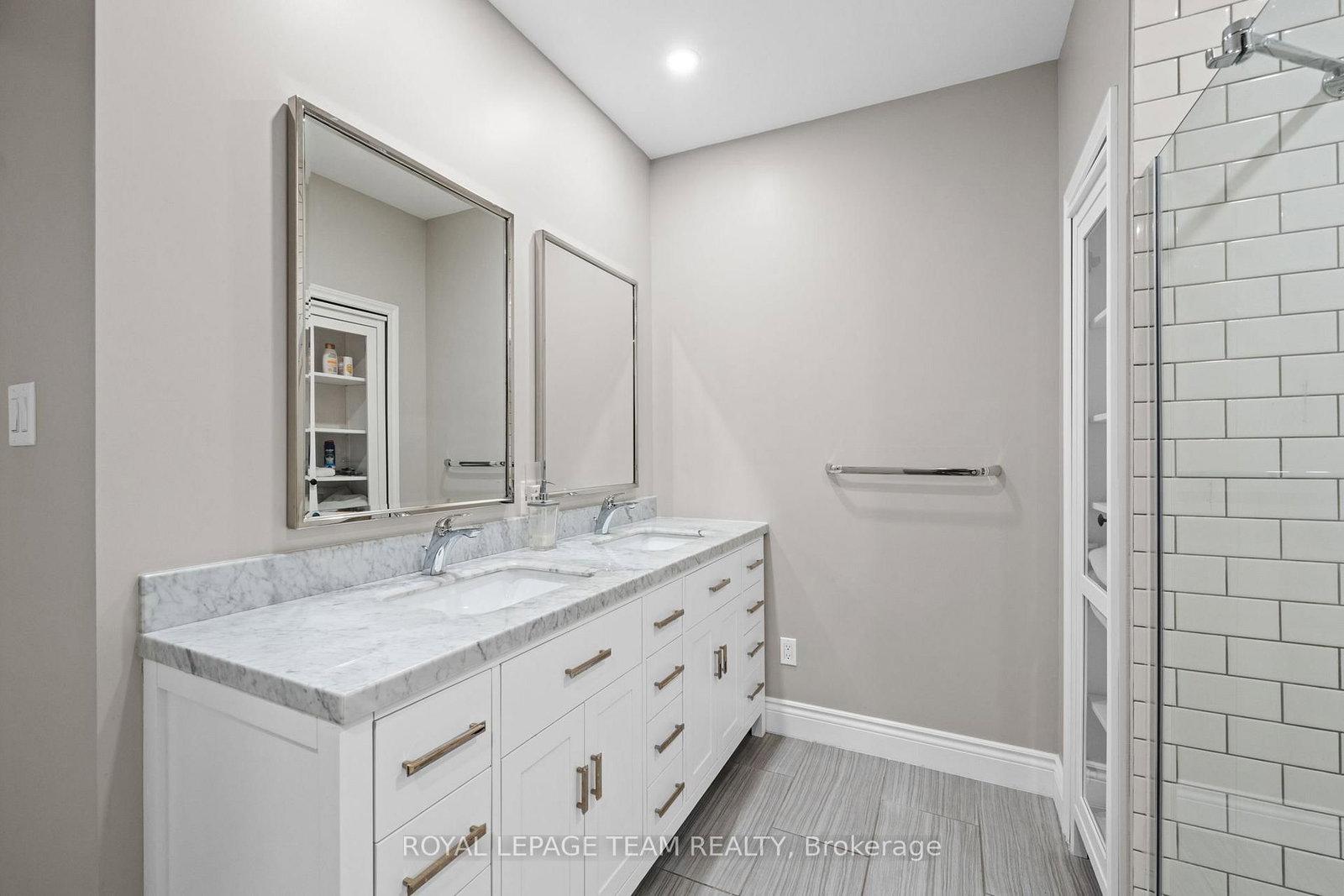 1342 Revell Drive - Photo 44