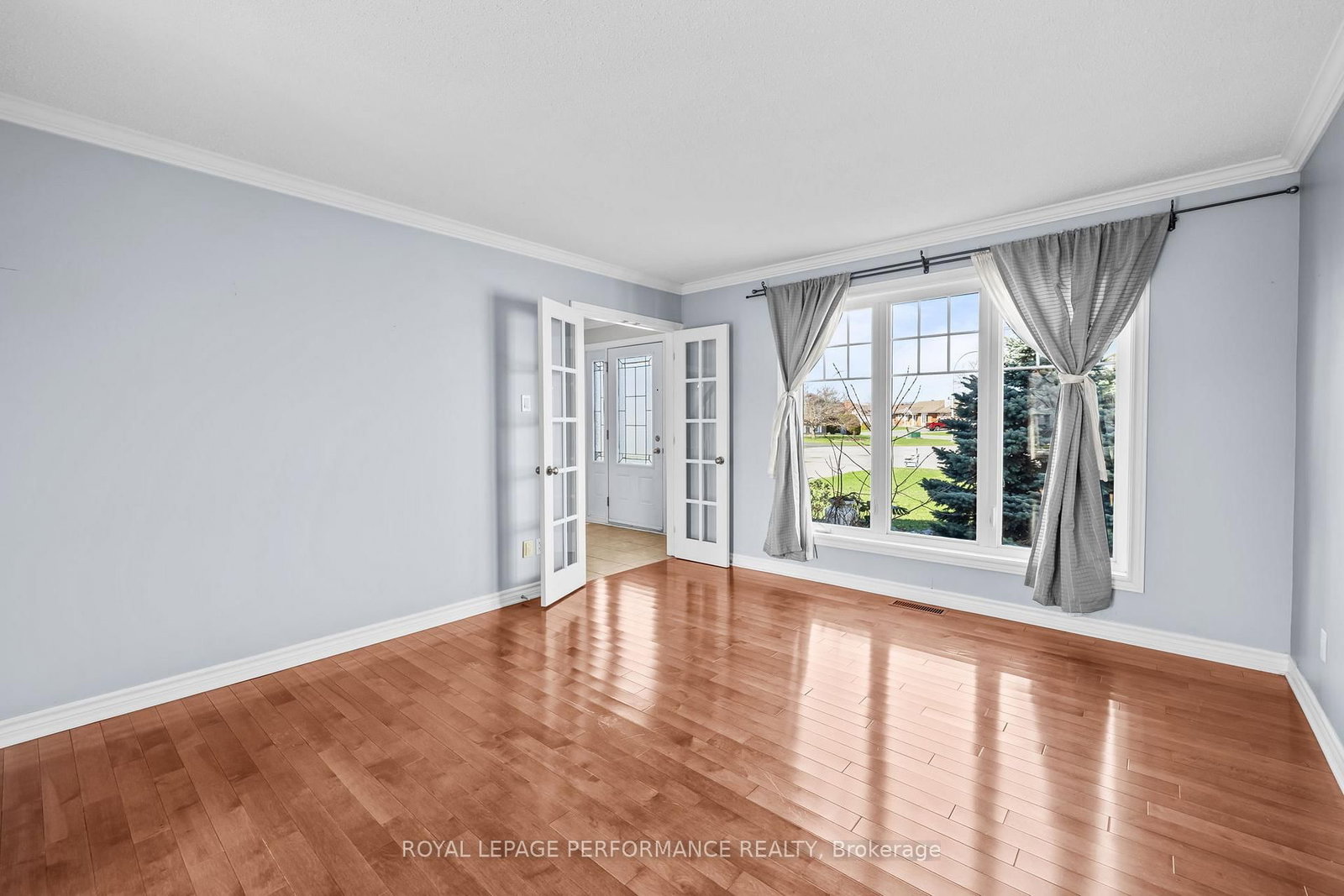 54 LAPOINTE Boulevard - Photo 11