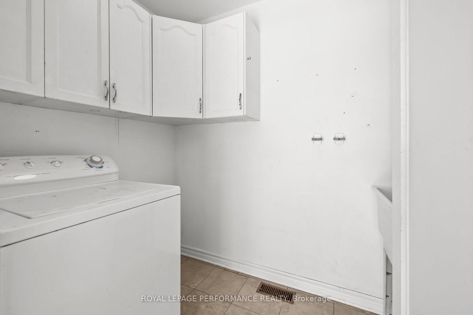 54 LAPOINTE Boulevard - Photo 25