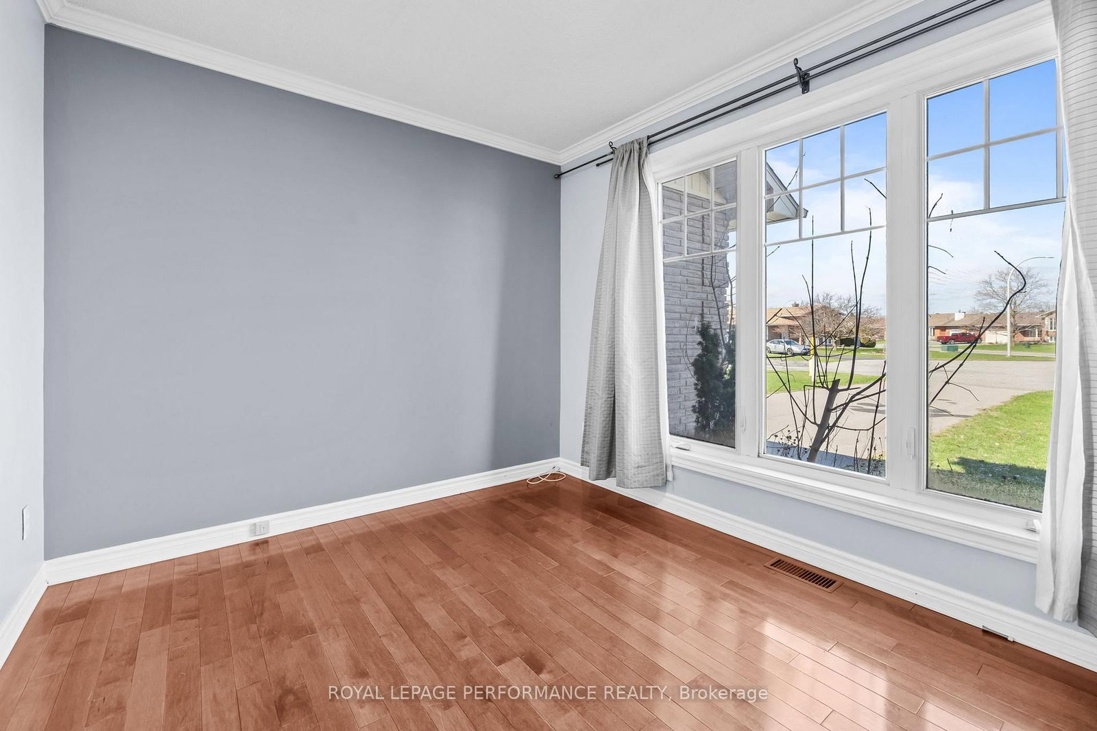 54 LAPOINTE Boulevard - Photo 7