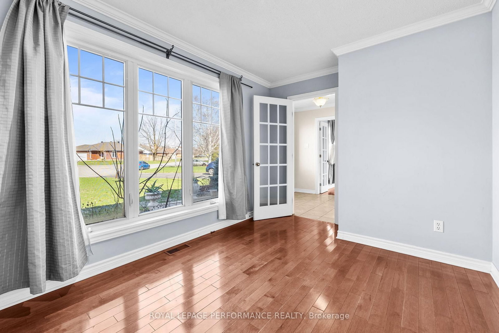 54 LAPOINTE Boulevard - Photo 8