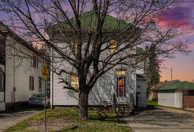 44 Cornelia St E, Smiths Falls, K7A 1L7 | Image 2