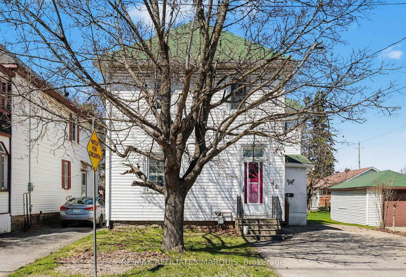 44 Cornelia St E, Smiths Falls, K7A 1L7 | Image 3